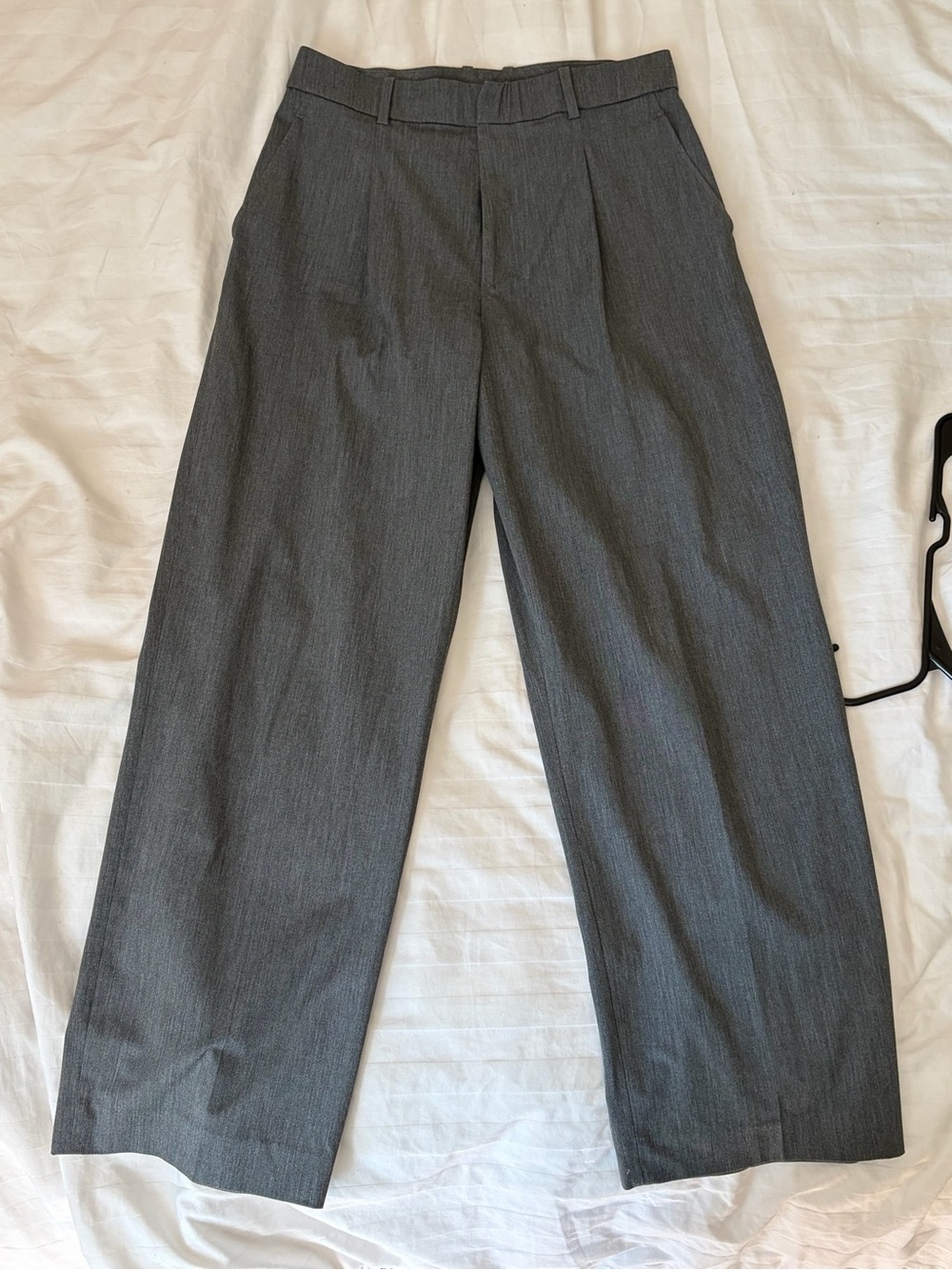 Uniqlo Tailored Wide Leg Trouser